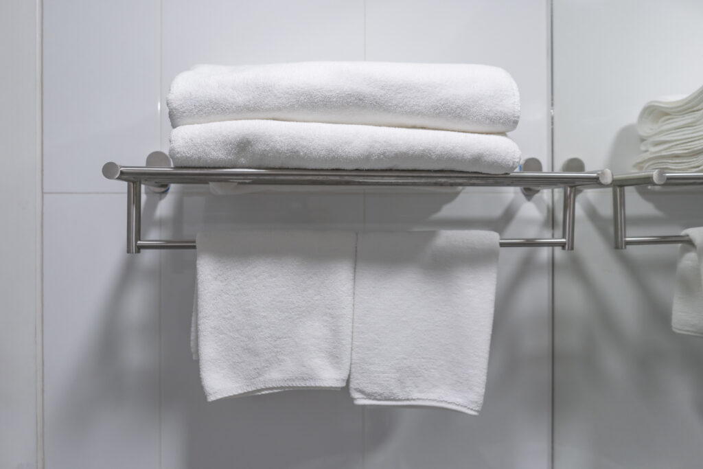 Towel bar with white towel